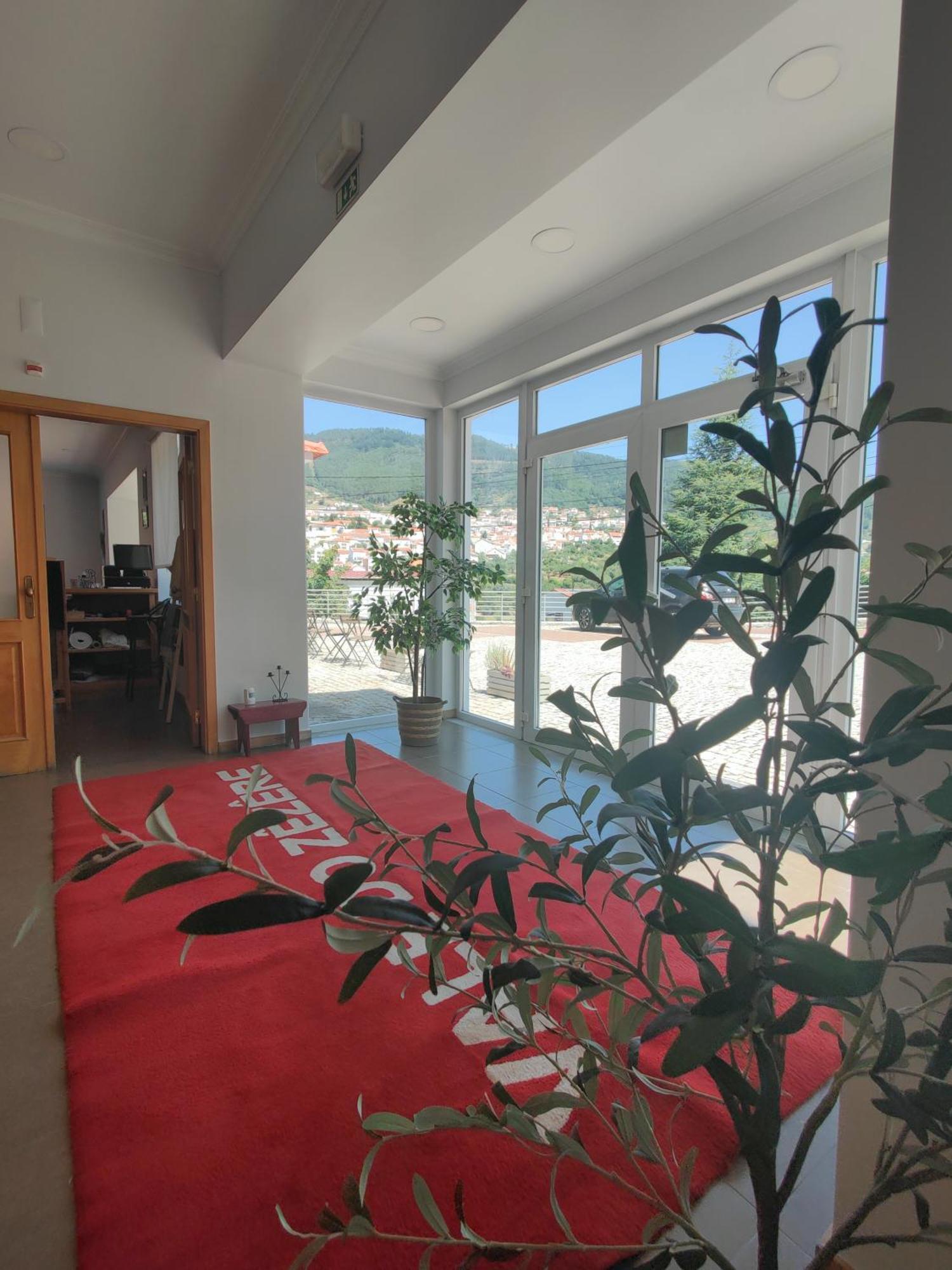 Vale Do Zezere Hotel Manteigas Eksteriør bilde